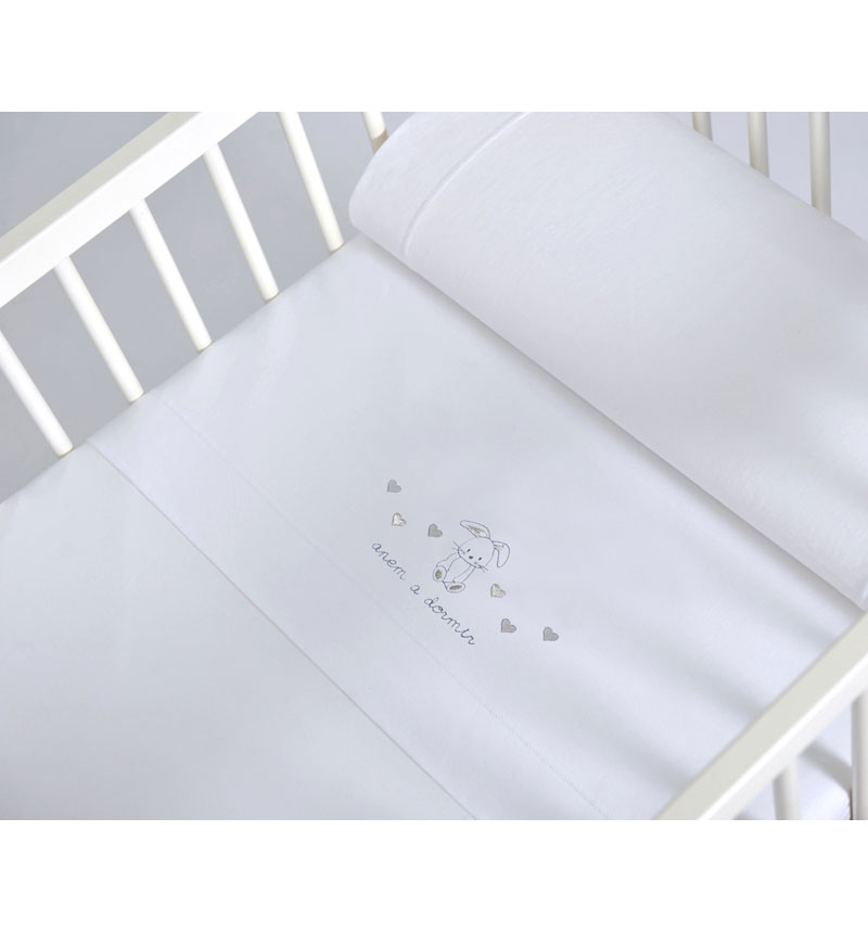 Sabanas para Bebes: Sabanas Moises Bordadas con Frases De Sábanas Minicuna Chupetes Beige Sábanas bordadas para